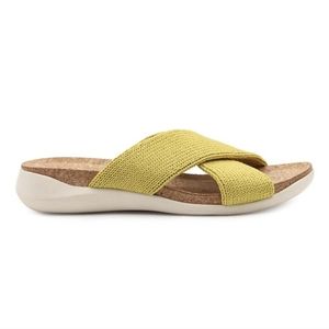 Arcopedico mustard sandal